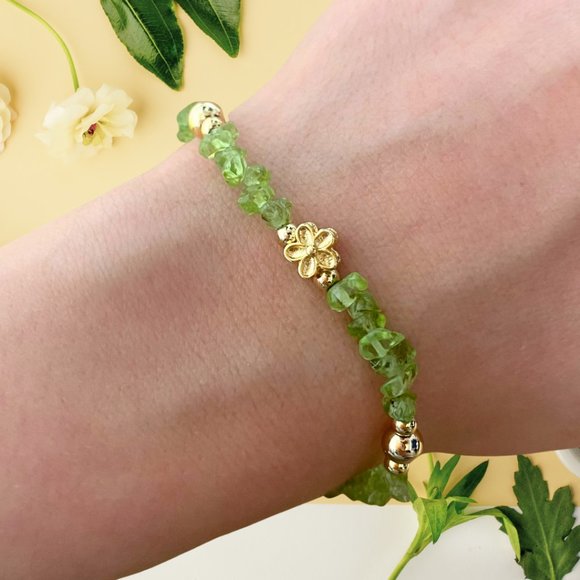 Genuine Peridot Crystal Floral Bracelet - Picture 1 of 3